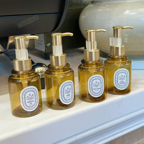 4pcs 100ml Elegant Golden and White Squeeze Bottles