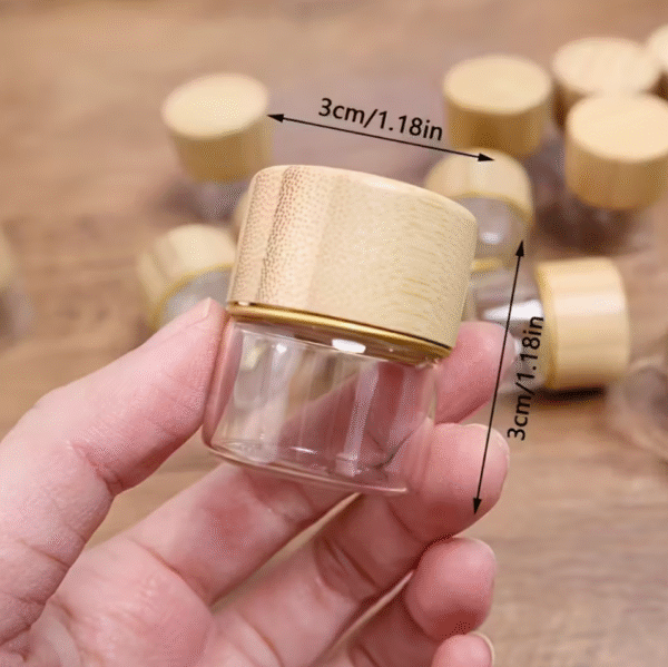 6pcs Mini Airtight Glass Bottles with Wood Grain Lids