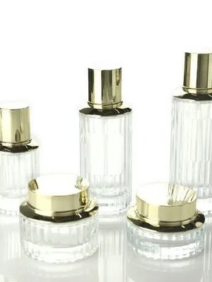 WhatsApp Image 2026-01-20 at 12.42.10 Luxury Empty 150ml 200ml 250ml 500ml Fancy Bottle Skin Care Set